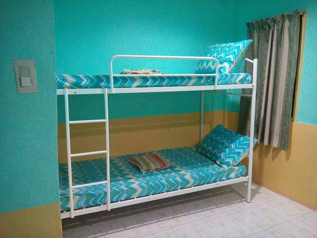 Mother Teresa Rooms And Restaurant Oslob Εξωτερικό φωτογραφία